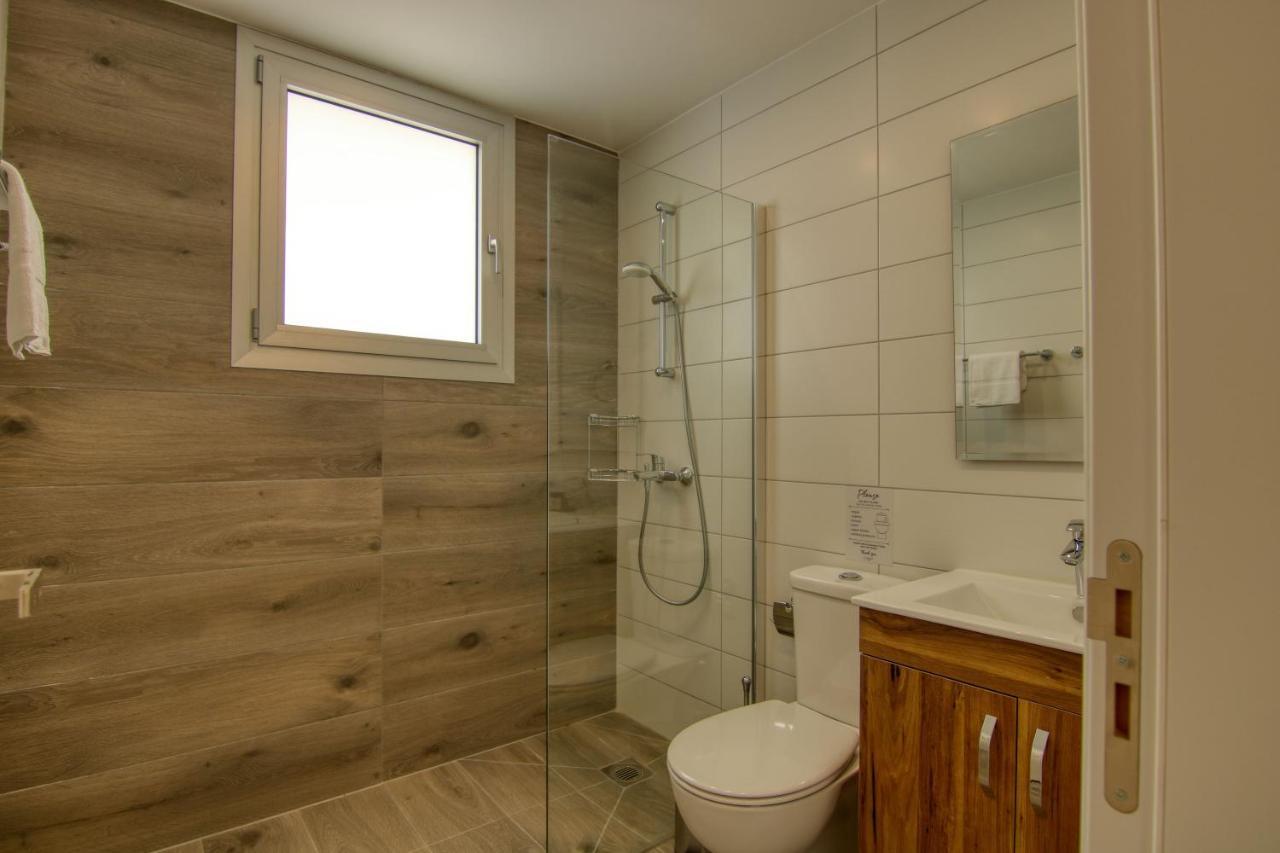 Phaedrus Living Coral Suites Aura ลาร์นาคา ภายนอก รูปภาพ
